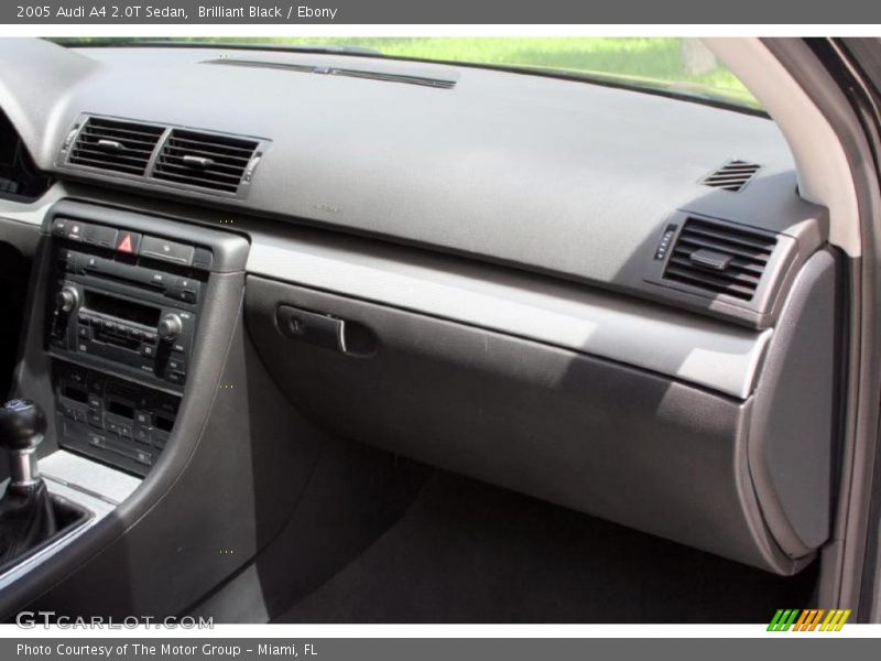 Brilliant Black / Ebony 2005 Audi A4 2.0T Sedan