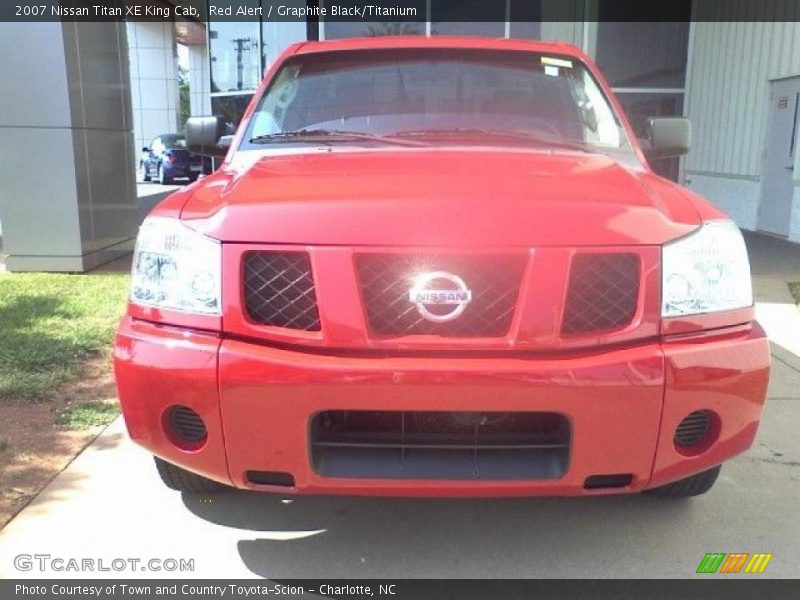 Red Alert / Graphite Black/Titanium 2007 Nissan Titan XE King Cab