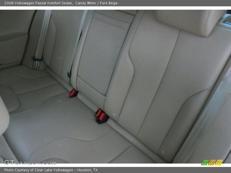 Candy White / Pure Beige 2008 Volkswagen Passat Komfort Sedan