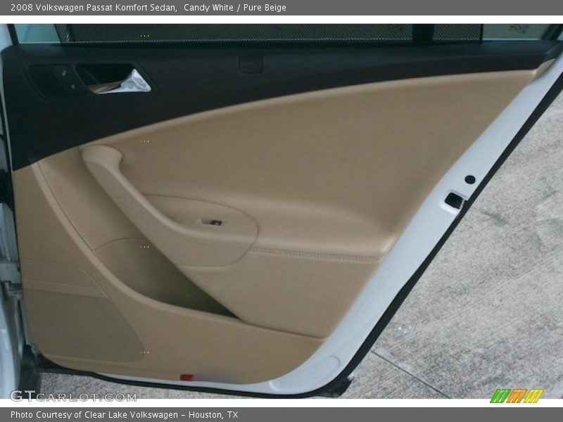 Candy White / Pure Beige 2008 Volkswagen Passat Komfort Sedan
