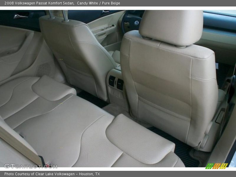 Candy White / Pure Beige 2008 Volkswagen Passat Komfort Sedan