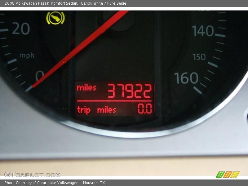 Candy White / Pure Beige 2008 Volkswagen Passat Komfort Sedan
