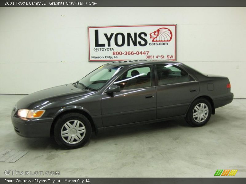 Graphite Gray Pearl / Gray 2001 Toyota Camry LE