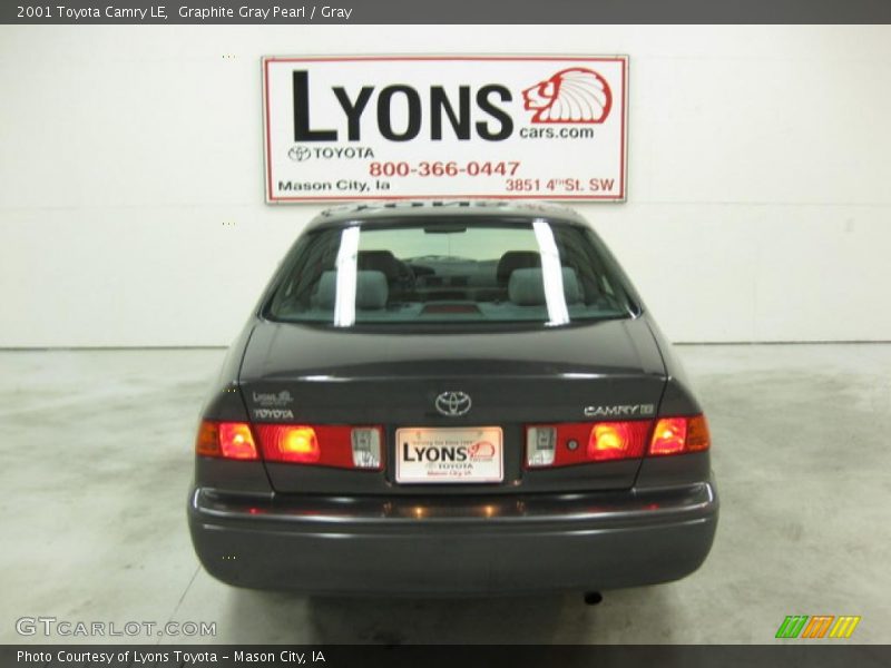 Graphite Gray Pearl / Gray 2001 Toyota Camry LE