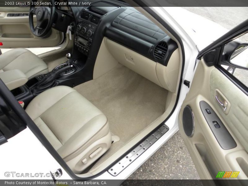 Crystal White / Ivory 2003 Lexus IS 300 Sedan