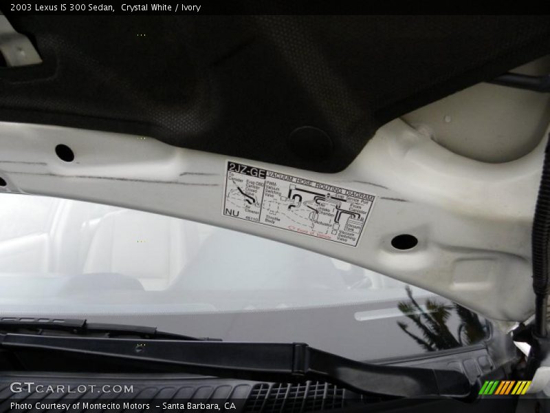 Crystal White / Ivory 2003 Lexus IS 300 Sedan