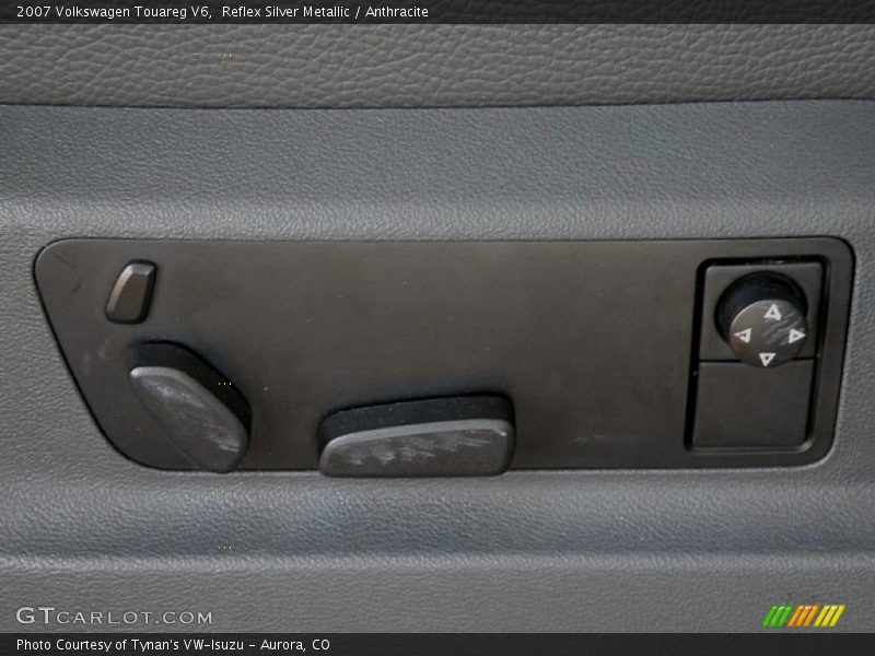 Reflex Silver Metallic / Anthracite 2007 Volkswagen Touareg V6