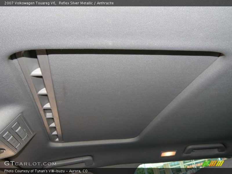 Reflex Silver Metallic / Anthracite 2007 Volkswagen Touareg V6