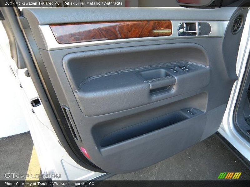 Reflex Silver Metallic / Anthracite 2007 Volkswagen Touareg V6