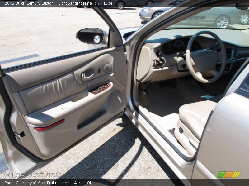 Light Sandrift Metallic / Taupe 2003 Buick Century Custom