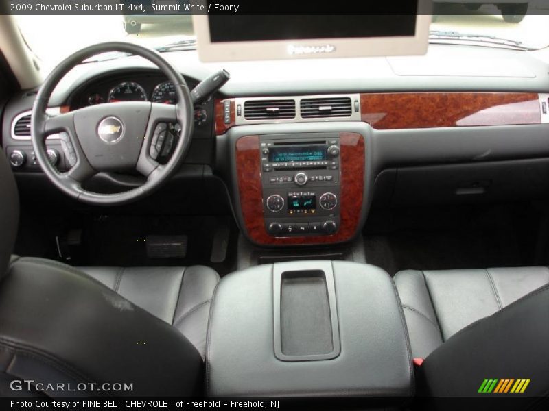 Summit White / Ebony 2009 Chevrolet Suburban LT 4x4