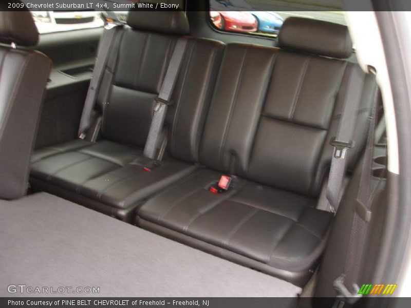 Summit White / Ebony 2009 Chevrolet Suburban LT 4x4