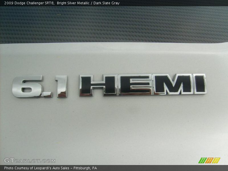 Bright Silver Metallic / Dark Slate Gray 2009 Dodge Challenger SRT8