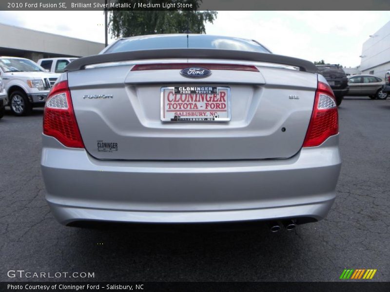 Brilliant Silver Metallic / Medium Light Stone 2010 Ford Fusion SE