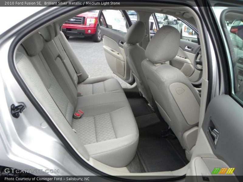 Brilliant Silver Metallic / Medium Light Stone 2010 Ford Fusion SE