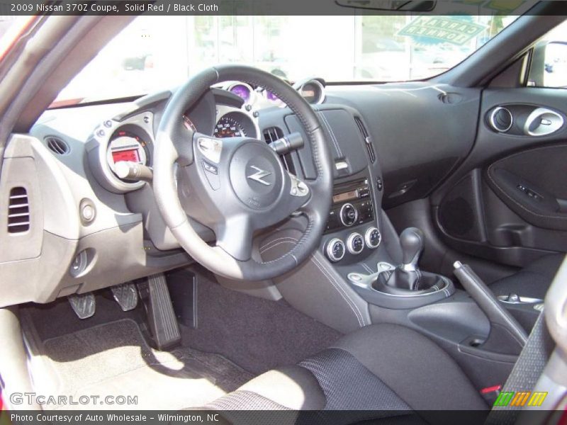 Solid Red / Black Cloth 2009 Nissan 370Z Coupe