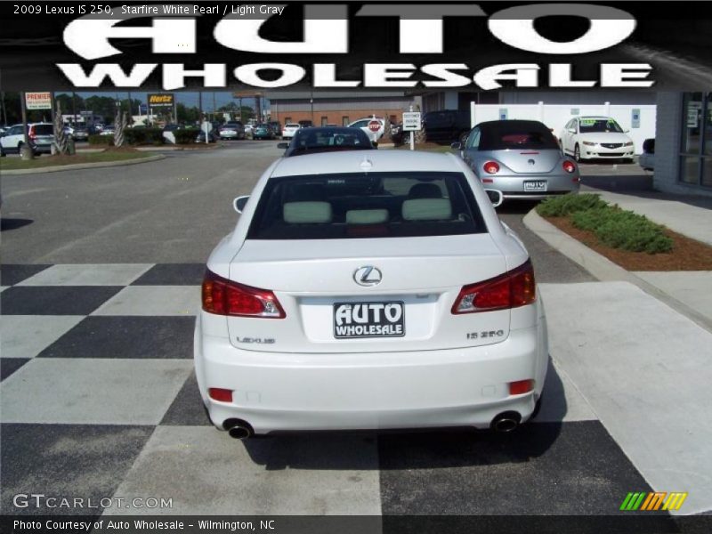 Starfire White Pearl / Light Gray 2009 Lexus IS 250