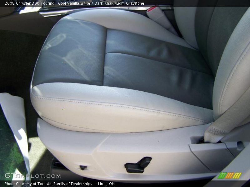 Cool Vanilla White / Dark Khaki/Light Graystone 2008 Chrysler 300 Touring
