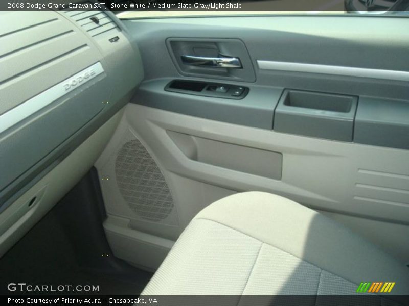 Stone White / Medium Slate Gray/Light Shale 2008 Dodge Grand Caravan SXT