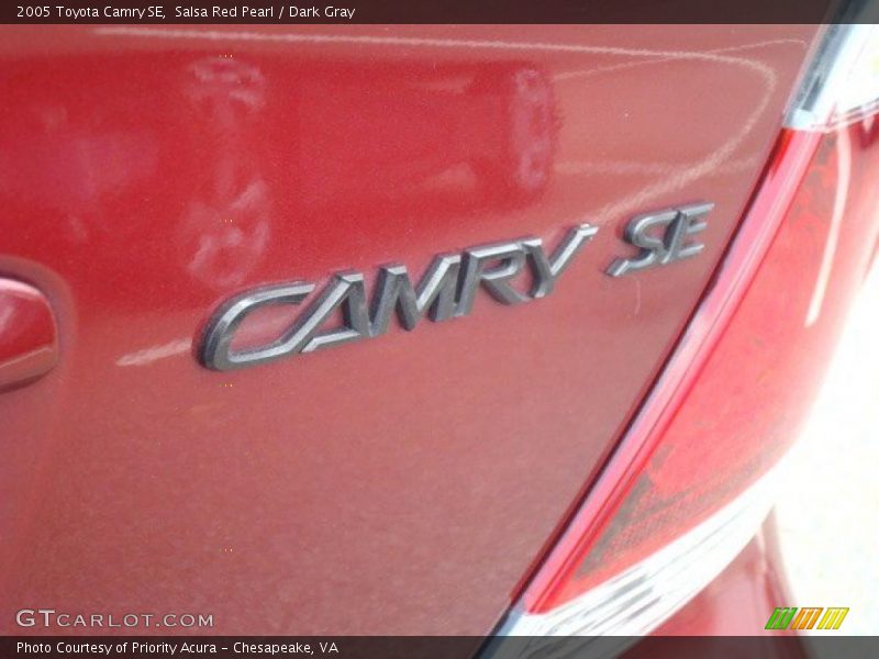 Salsa Red Pearl / Dark Gray 2005 Toyota Camry SE