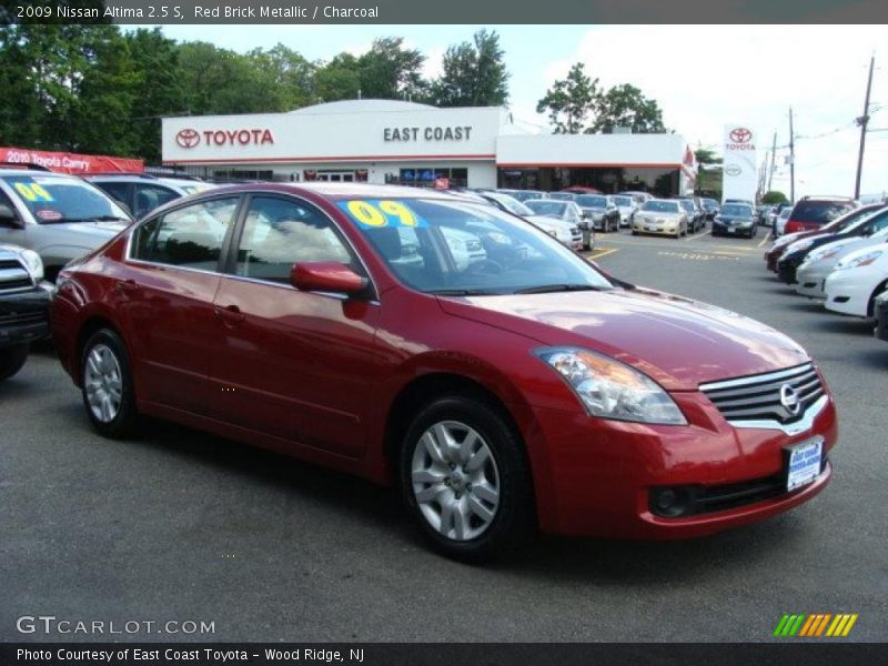 Red Brick Metallic / Charcoal 2009 Nissan Altima 2.5 S