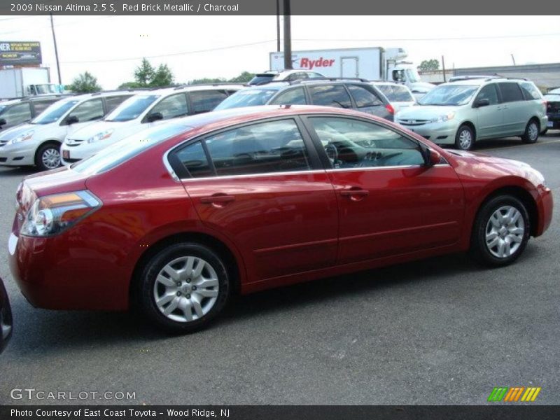Red Brick Metallic / Charcoal 2009 Nissan Altima 2.5 S