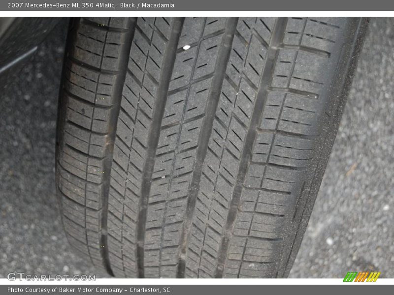 Black / Macadamia 2007 Mercedes-Benz ML 350 4Matic