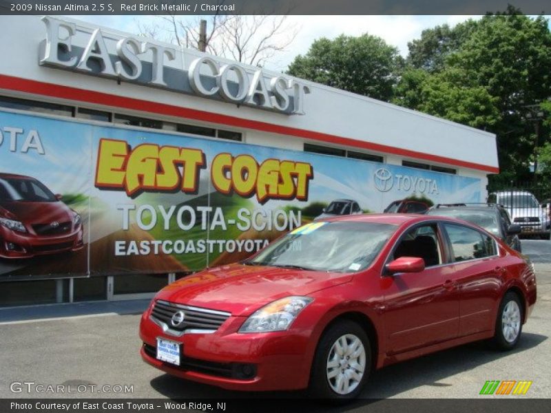 Red Brick Metallic / Charcoal 2009 Nissan Altima 2.5 S