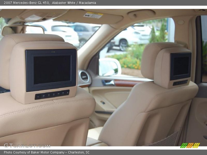Alabaster White / Macadamia 2007 Mercedes-Benz GL 450