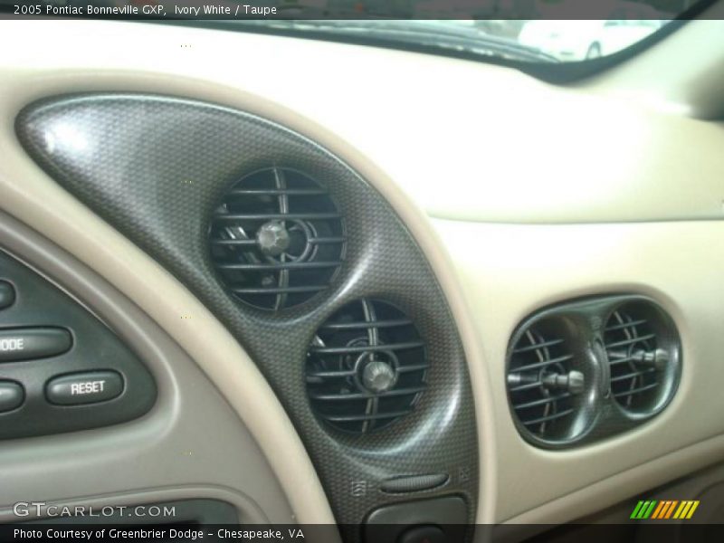 Ivory White / Taupe 2005 Pontiac Bonneville GXP