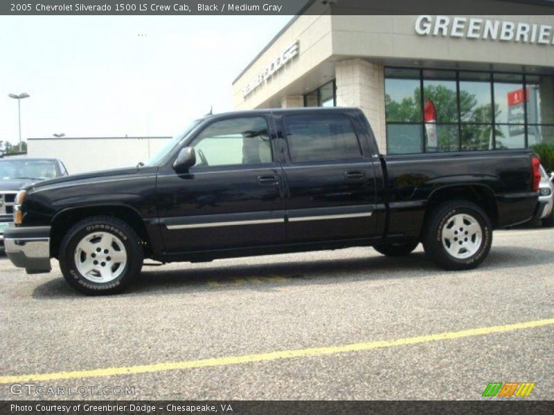 Black / Medium Gray 2005 Chevrolet Silverado 1500 LS Crew Cab