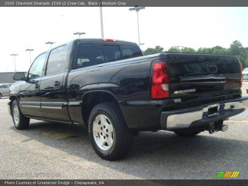 Black / Medium Gray 2005 Chevrolet Silverado 1500 LS Crew Cab