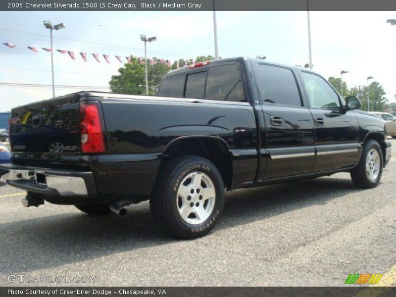 Black / Medium Gray 2005 Chevrolet Silverado 1500 LS Crew Cab