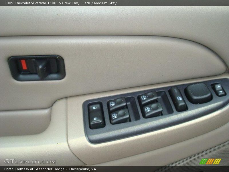 Black / Medium Gray 2005 Chevrolet Silverado 1500 LS Crew Cab