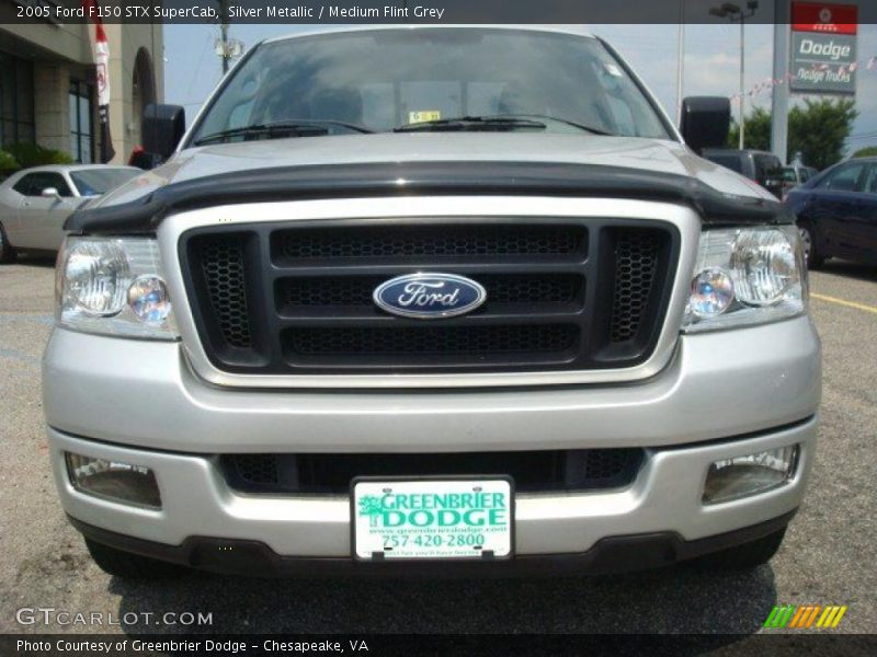 Silver Metallic / Medium Flint Grey 2005 Ford F150 STX SuperCab