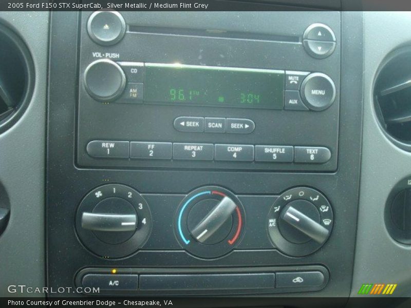 Silver Metallic / Medium Flint Grey 2005 Ford F150 STX SuperCab