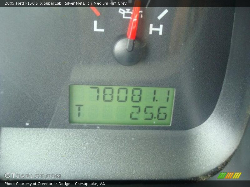Silver Metallic / Medium Flint Grey 2005 Ford F150 STX SuperCab