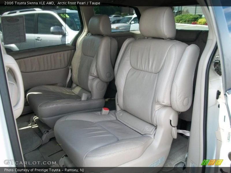 Arctic Frost Pearl / Taupe 2006 Toyota Sienna XLE AWD