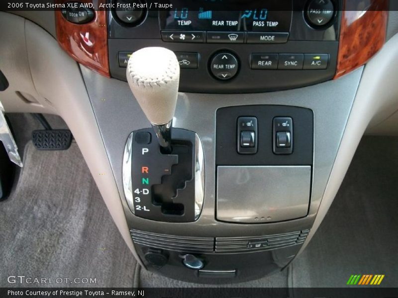 Arctic Frost Pearl / Taupe 2006 Toyota Sienna XLE AWD