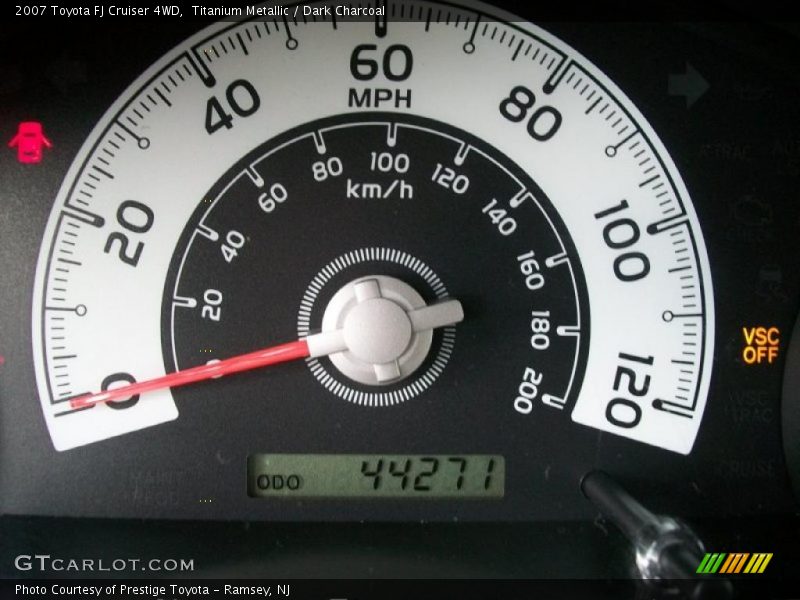 Titanium Metallic / Dark Charcoal 2007 Toyota FJ Cruiser 4WD