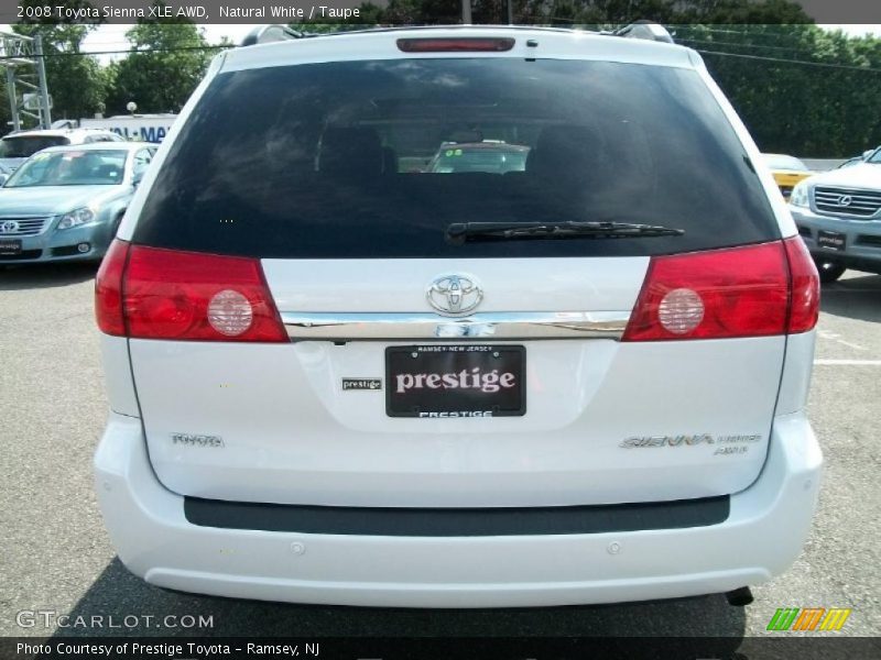 Natural White / Taupe 2008 Toyota Sienna XLE AWD