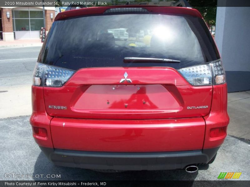 Rally Red Metallic / Black 2010 Mitsubishi Outlander SE