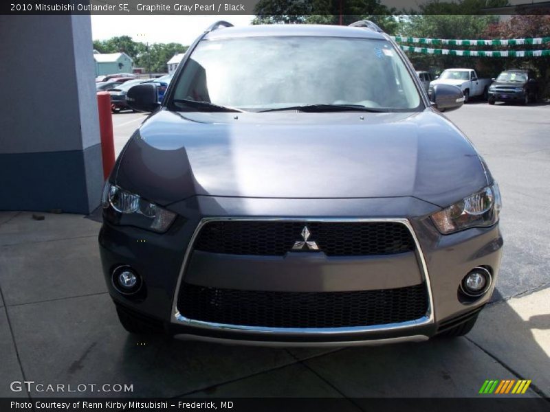 Graphite Gray Pearl / Black 2010 Mitsubishi Outlander SE