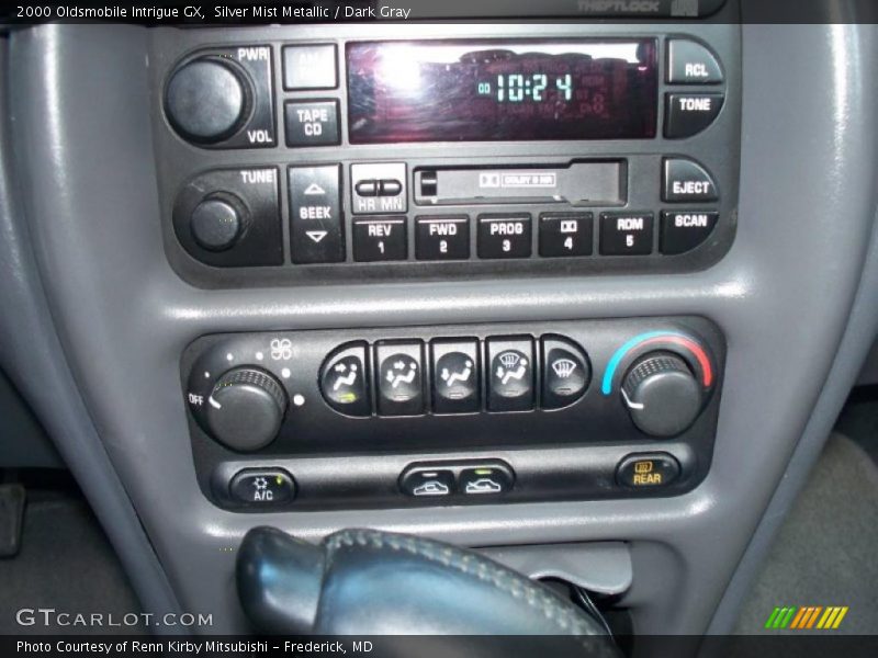 Silver Mist Metallic / Dark Gray 2000 Oldsmobile Intrigue GX