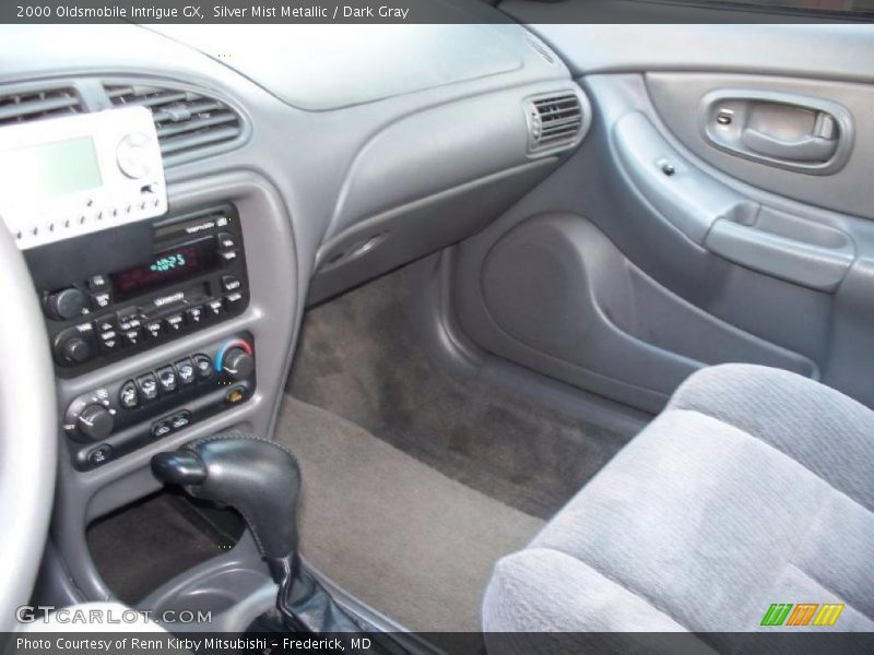 Silver Mist Metallic / Dark Gray 2000 Oldsmobile Intrigue GX