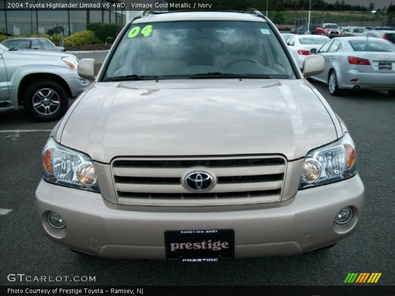 Vintage Gold Metallic / Ivory 2004 Toyota Highlander Limited V6 4WD