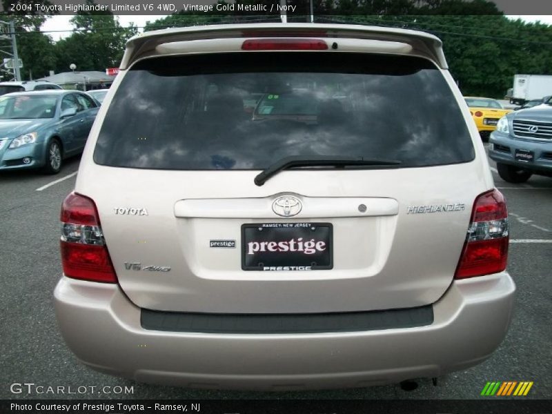 Vintage Gold Metallic / Ivory 2004 Toyota Highlander Limited V6 4WD