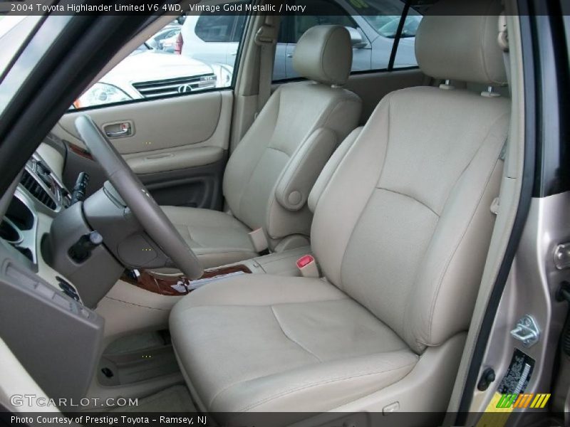Vintage Gold Metallic / Ivory 2004 Toyota Highlander Limited V6 4WD