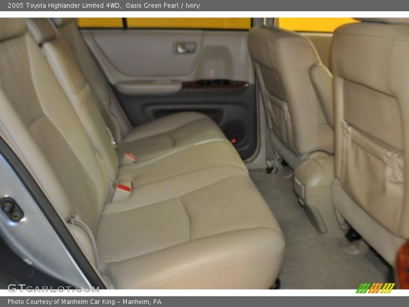 Oasis Green Pearl / Ivory 2005 Toyota Highlander Limited 4WD