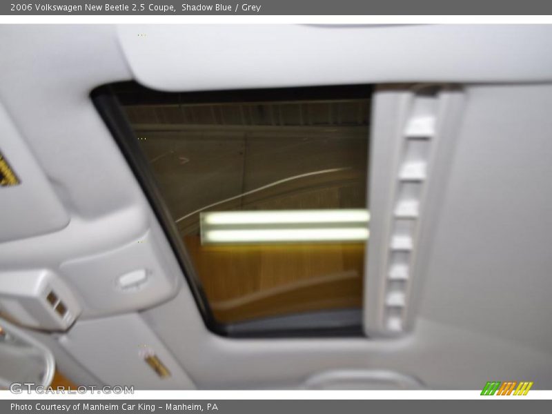 Shadow Blue / Grey 2006 Volkswagen New Beetle 2.5 Coupe